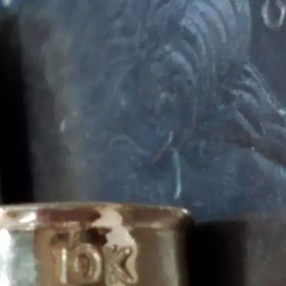 Solid Gold US Marine Corps USMC Military Pendant - Picture 4 of 4